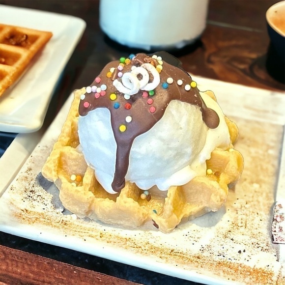 ⚠️SALE Candle // Waffles And Ice Cream Soy Wax Candle SEND OFFERS🥳 - Picture 2 of 6